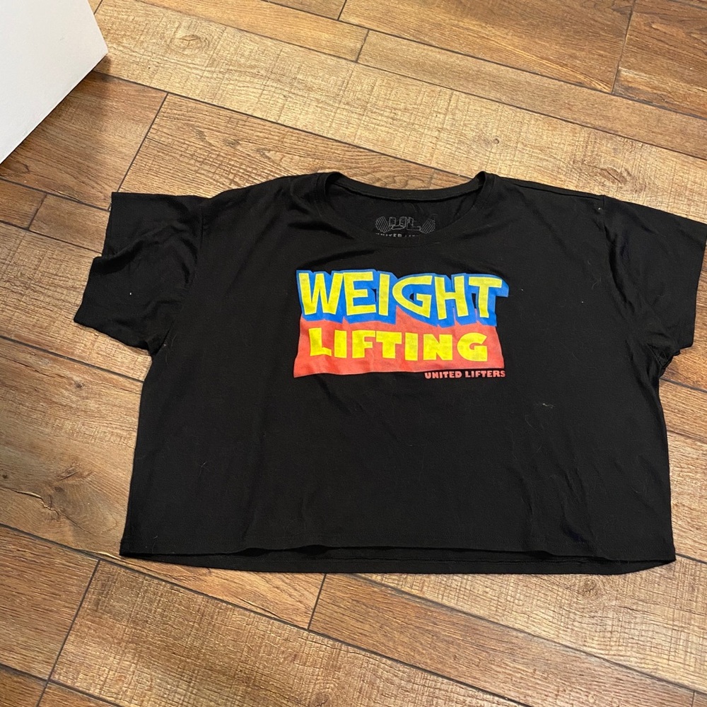 United Lifters Weightlifting Flowy Crop